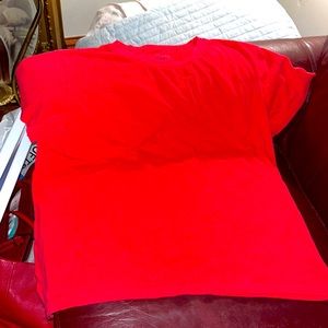 NILI LOTAN TEE RED COLOR